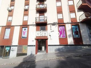 Local comercial en alquiler en Hospital en Jaén