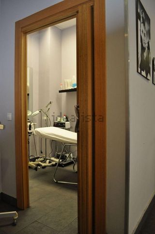 Local comercial en alquiler en Centro en Gijón