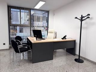 Oficina en alquiler en Ensanche - Diputación en Alicante