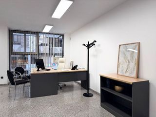 Oficina en alquiler en Ensanche - Diputación en Alicante
