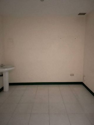 Local comercial en alquiler en Zona Centro en Córdoba