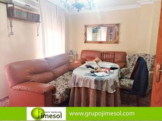 Casa adosada en venta en Cabra