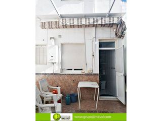 Casa adosada en venta en Cabra