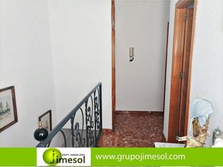 Casa adosada en venta en Cabra