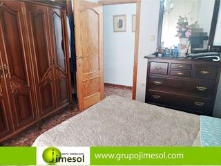 Casa adosada en venta en Cabra