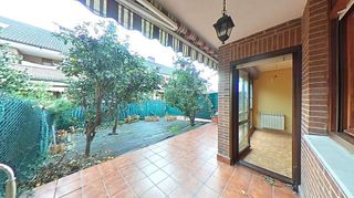 Casa adosada en venta en Astillero (El)