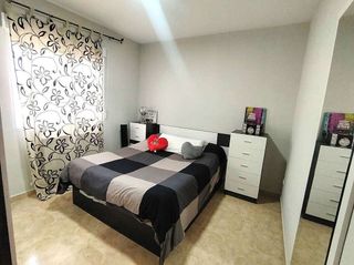 Casa adosada en venta en Valdepeñas