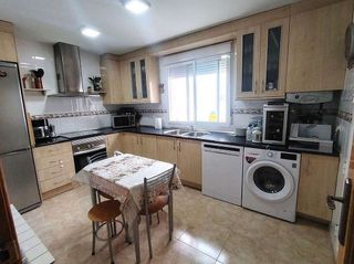 Casa adosada en venta en Valdepeñas