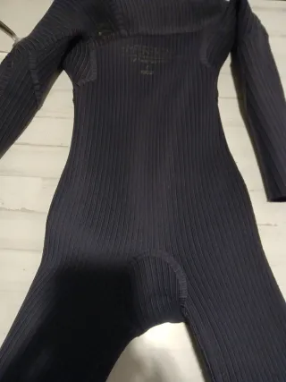 Neopreno Hyperfreak Niño 5/4+ T 10 Más Regalo