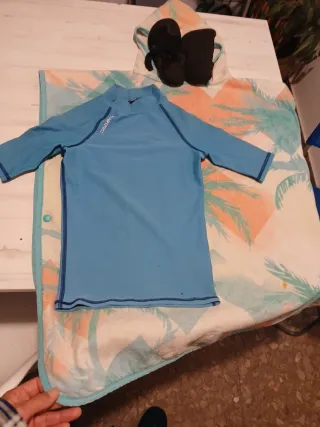 Neopreno Hyperfreak Niño 5/4+ T 10 Más Regalo