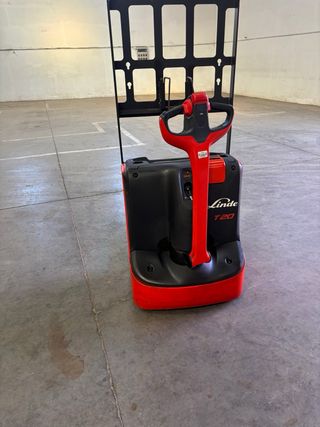 Transpaleta Eléctrica Linde 2000 kg