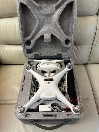Dron DJI Phantom 4