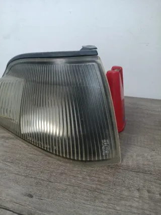 Intermitente Delantero Derecho Mitsubishi Montero