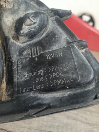 Intermitente Delantero Derecho Mitsubishi Montero