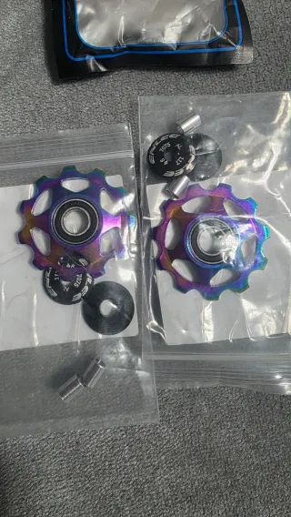 Kit tornillería y roldanas bici