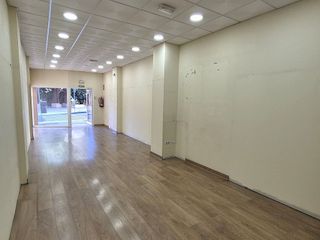 Local comercial en venta en Camino Viejo de Málaga en Vélez-Málaga