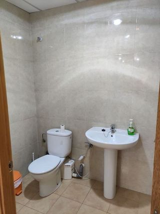 Local comercial en venta en Camino Viejo de Málaga en Vélez-Málaga