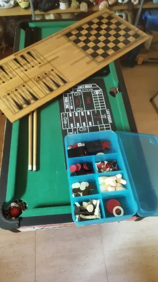 Mesa de multijuegos: futbolín, billar y mucho más