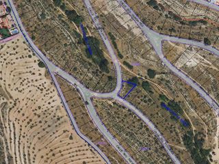 Terreno en venta en Zubia (La)