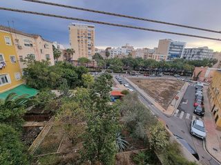 Piso en venta en Plaza de Toros - Santa Rita en Almería