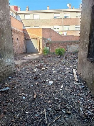 Edificio en venta en La Vega - Oteruelo en León