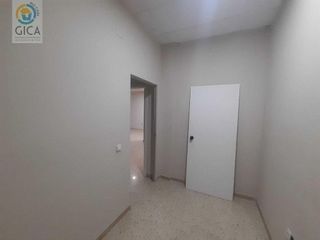 Local comercial en venta en Bajadilla - Fuente Nueva en Algeciras