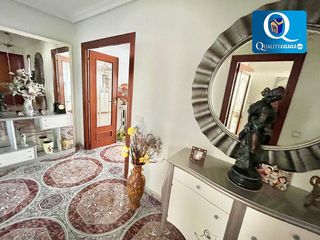 Piso en venta en Florida Alta en Alicante