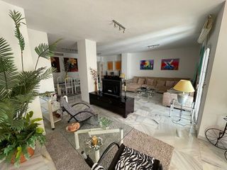 Piso en venta en Nagüeles Alto en Marbella