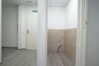 Oficina en venta en Porta en Barcelona