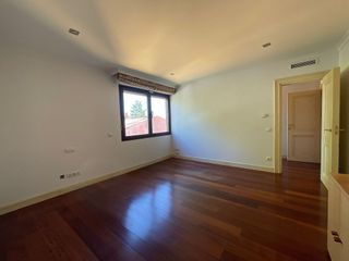 Dúplex en alquiler en Nueva España en Madrid