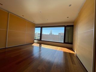 Dúplex en alquiler en Nueva España en Madrid