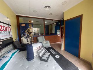 Local comercial en alquiler en Elda