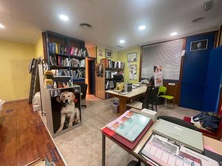 Local comercial en alquiler en Elda