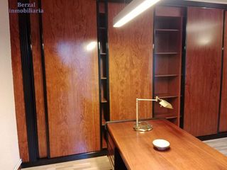 Oficina en alquiler en Casco Antiguo en Logroño