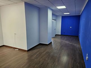 Local comercial en alquiler en Marchena