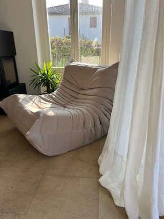 Puff “Togo” Terciopelo Beige Antimanchas