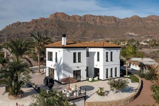 Chalet en venta en San Juan de los Terreros en Pulpí