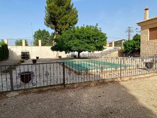 Chalet en venta en Villena