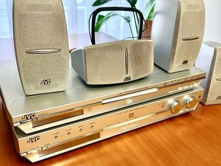 Sistema JVC 5.1 con DVD