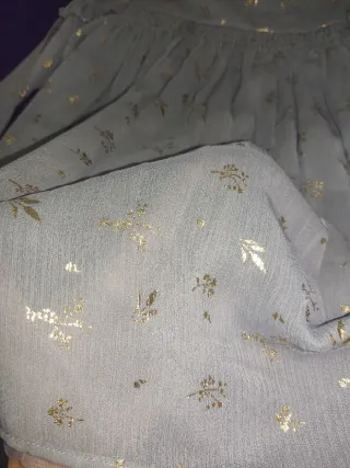 Vestido gris y dorado 4 años