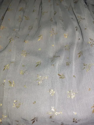 Vestido gris y dorado 4 años