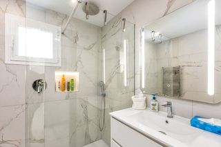 Piso en venta en Los Naranjos - Las Brisas en Marbella