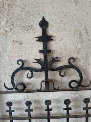 Antiguo cabecero de Hierro Forjado