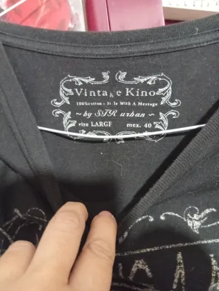 Camiseta vintage LOOKING 4 AN EXIT.