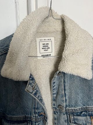 Chaqueta vaquera Pull&Bear forrada Talla S