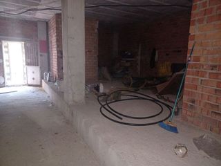 Local comercial en venta en Quesada