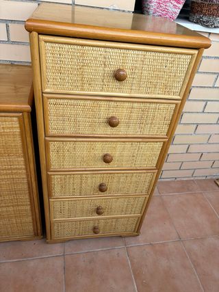 2 Muebles Mimbre Madera