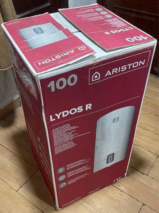 Termo Eléctrico Ariston Lydos R 100L + Soporte