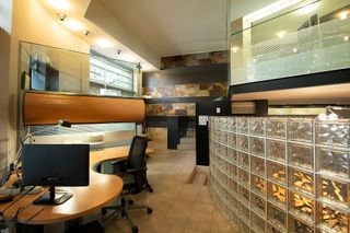 Local comercial en alquiler en Ensanche en Pamplona