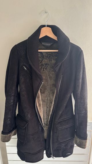 Abrigo Desigual Negro